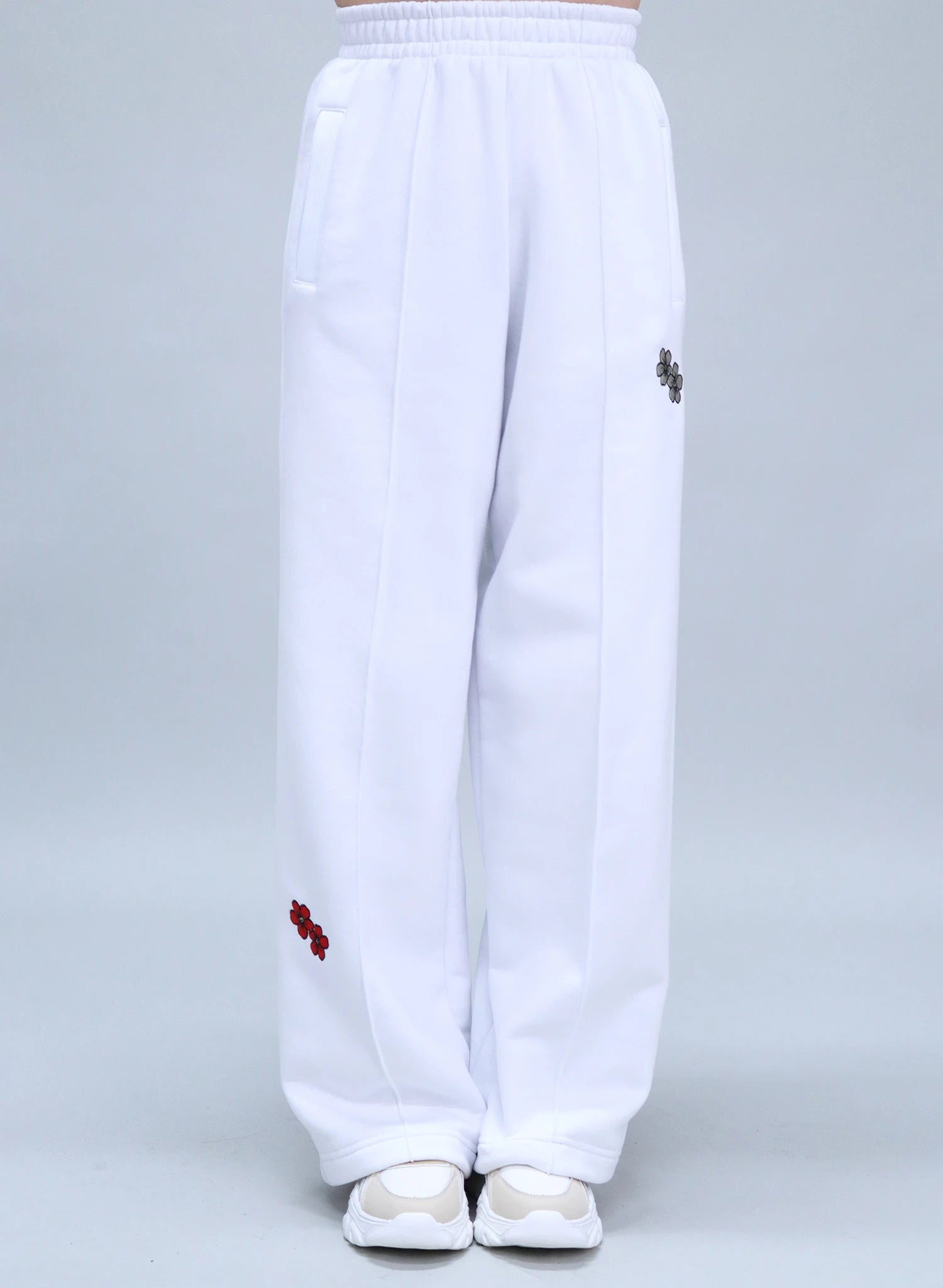 PANTALONI DAMA EVAZATI CU BRODERIE FLOWERS PDP3-PD01