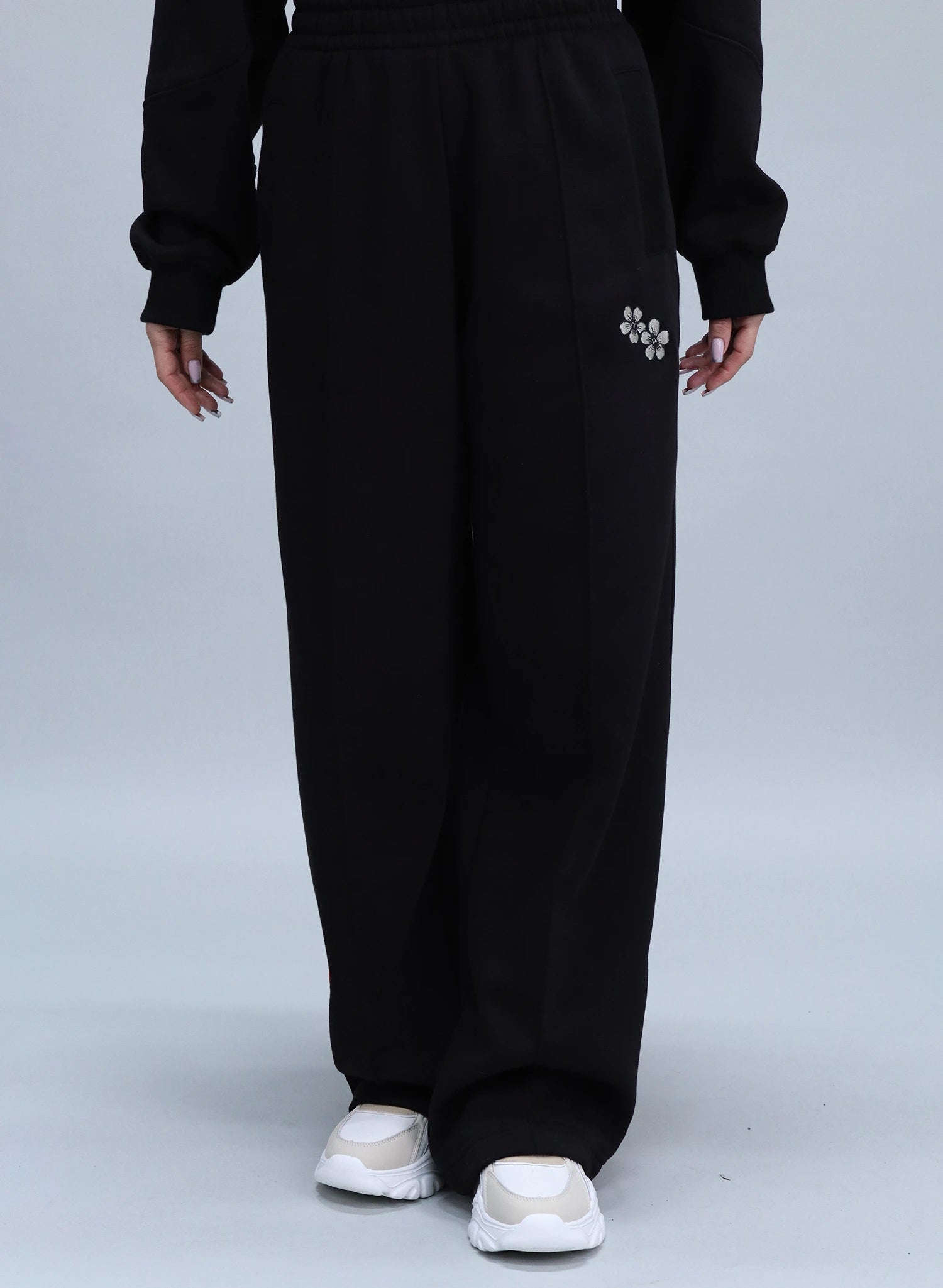 PANTALONI LARGI CU BRODERIE BLOOM PDP3 - PD03