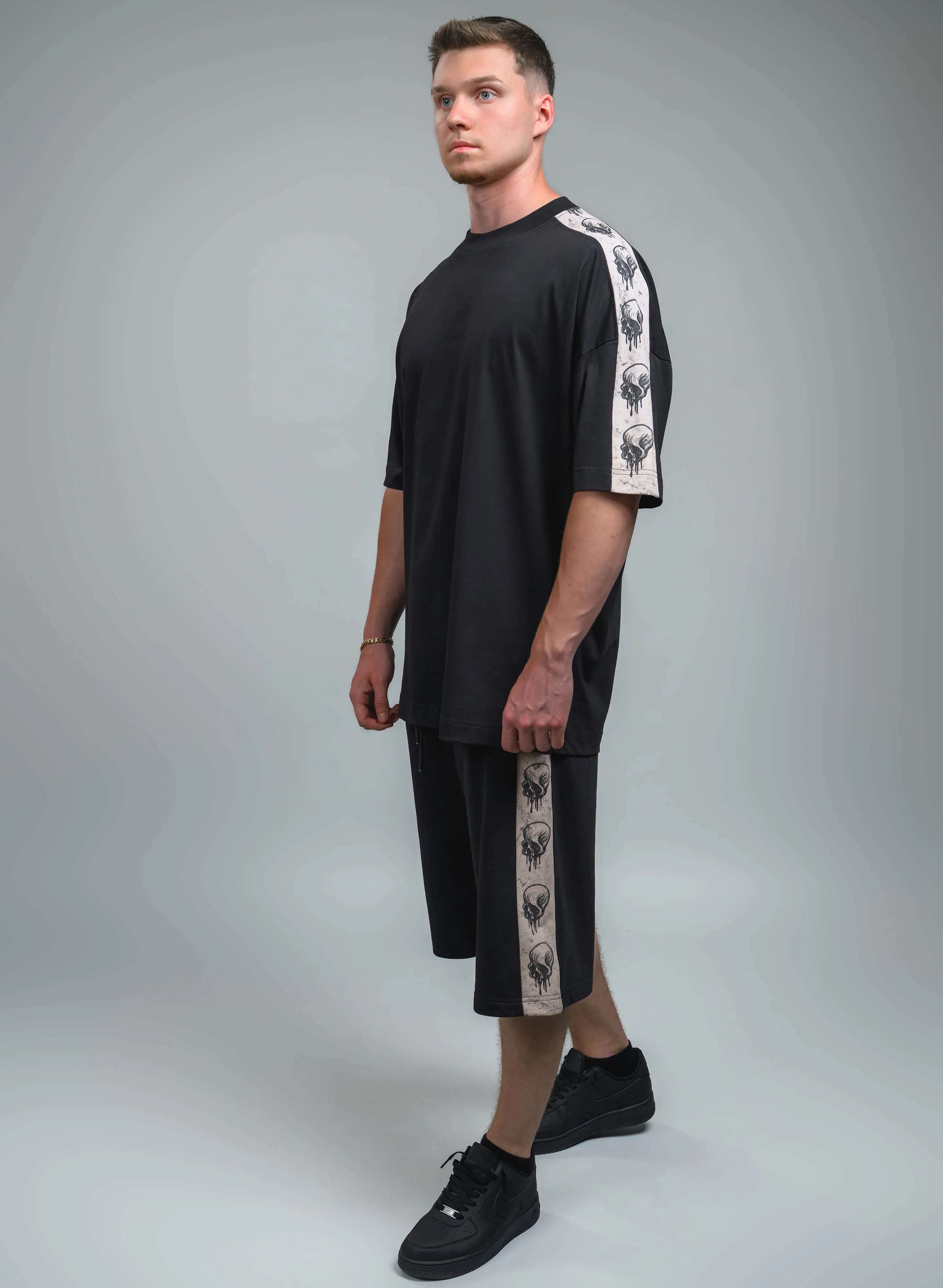 BERMUDE BARBATI CU LATERALE SKULL LINE BBP1 - B01