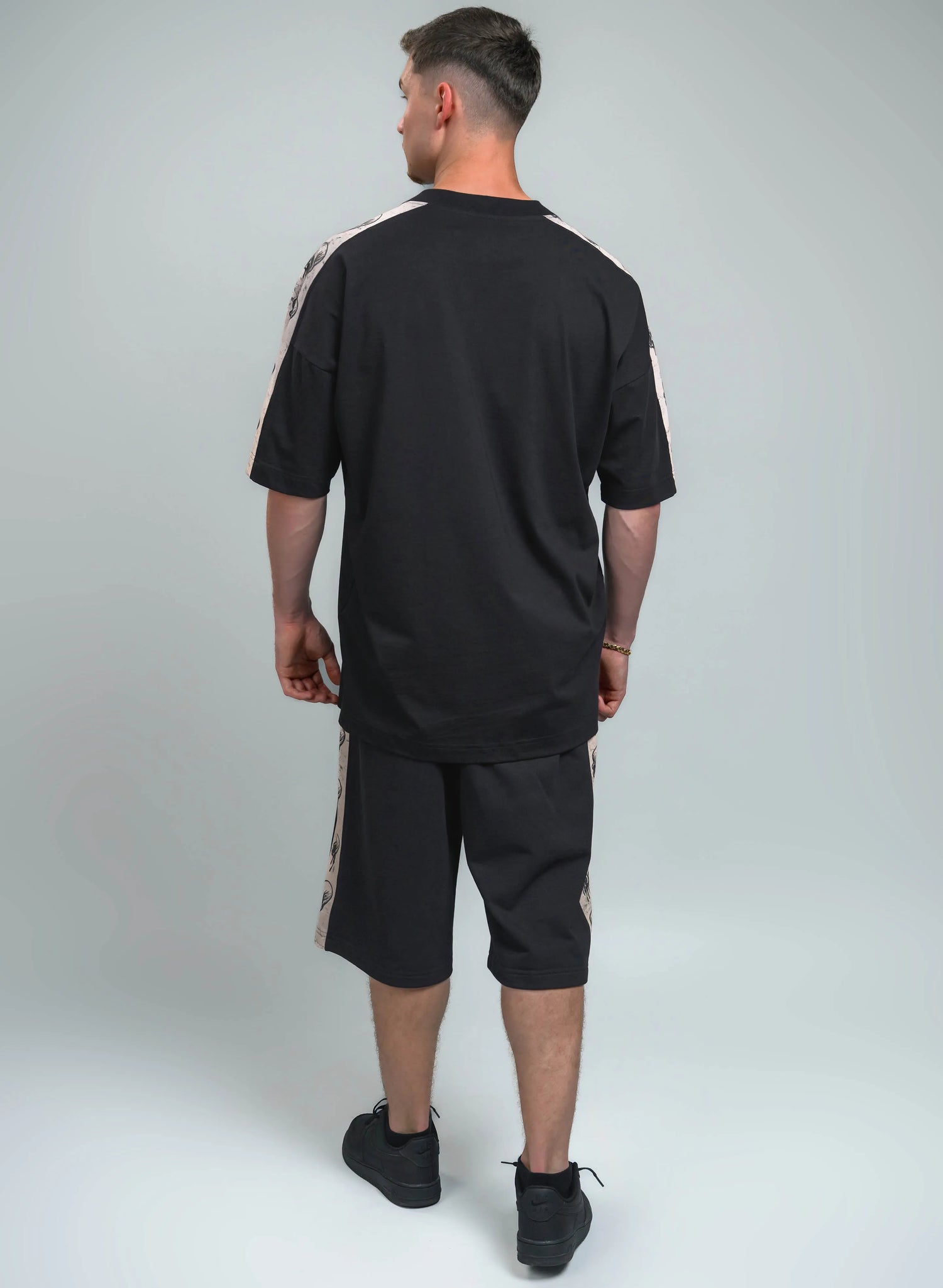 BERMUDE BARBATI CU LATERALE SKULL LINE BBP1 - B01