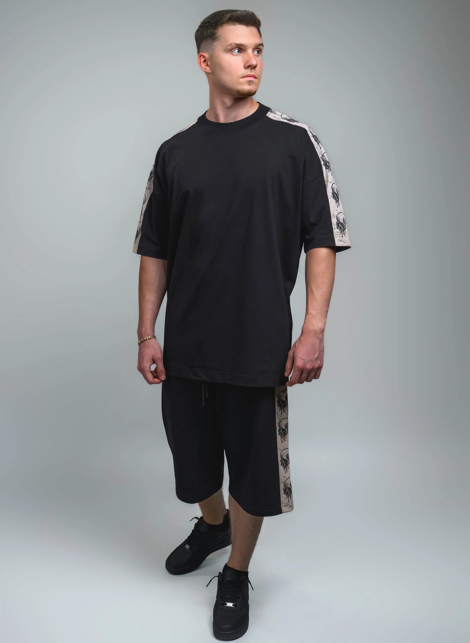 BERMUDE BARBATI CU LATERALE SKULL LINE BBP1 - B01