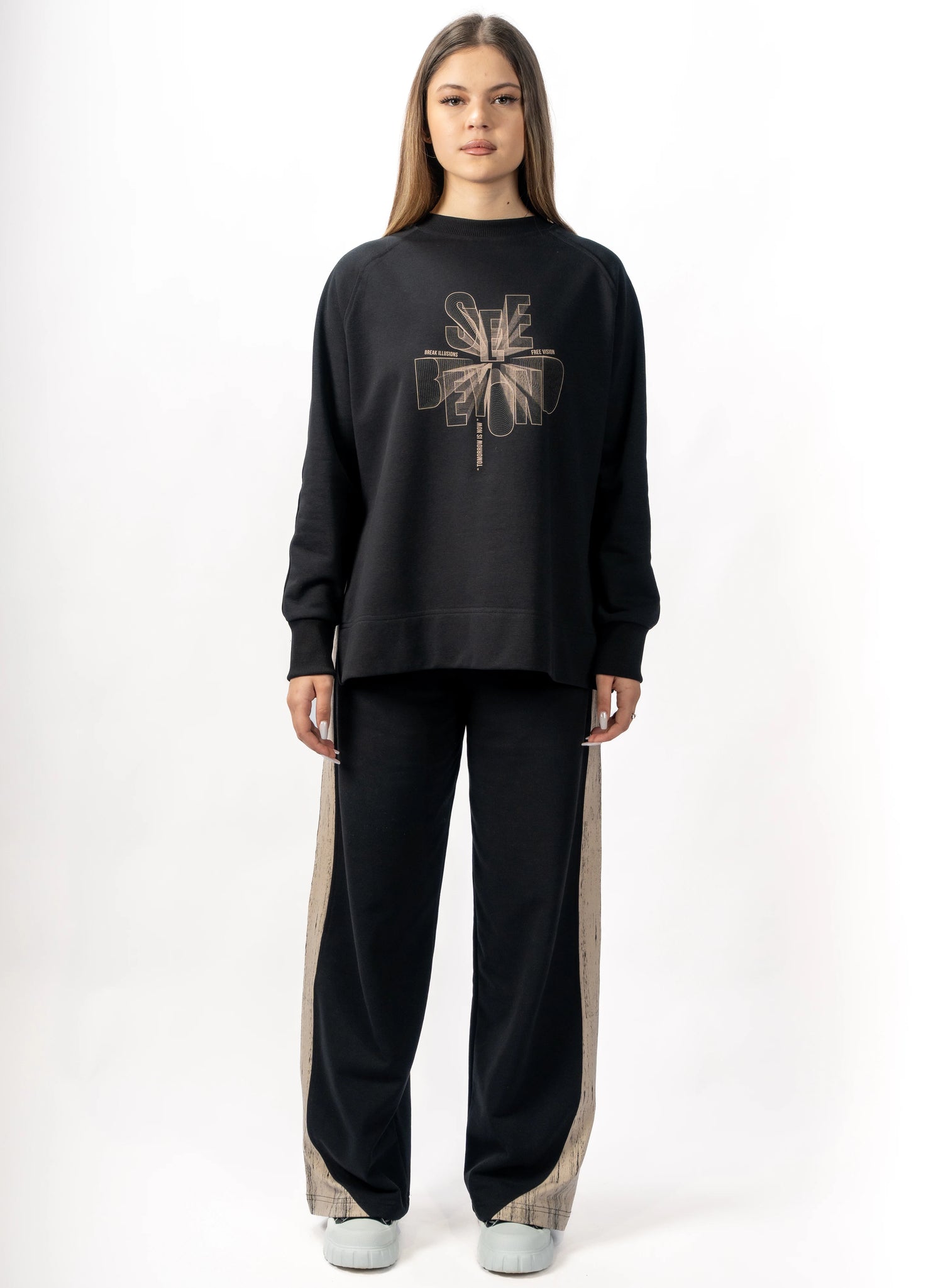 BLUZA  NEAGRA  FREEDOM ILLUSIONS SPLITSIDES BD01