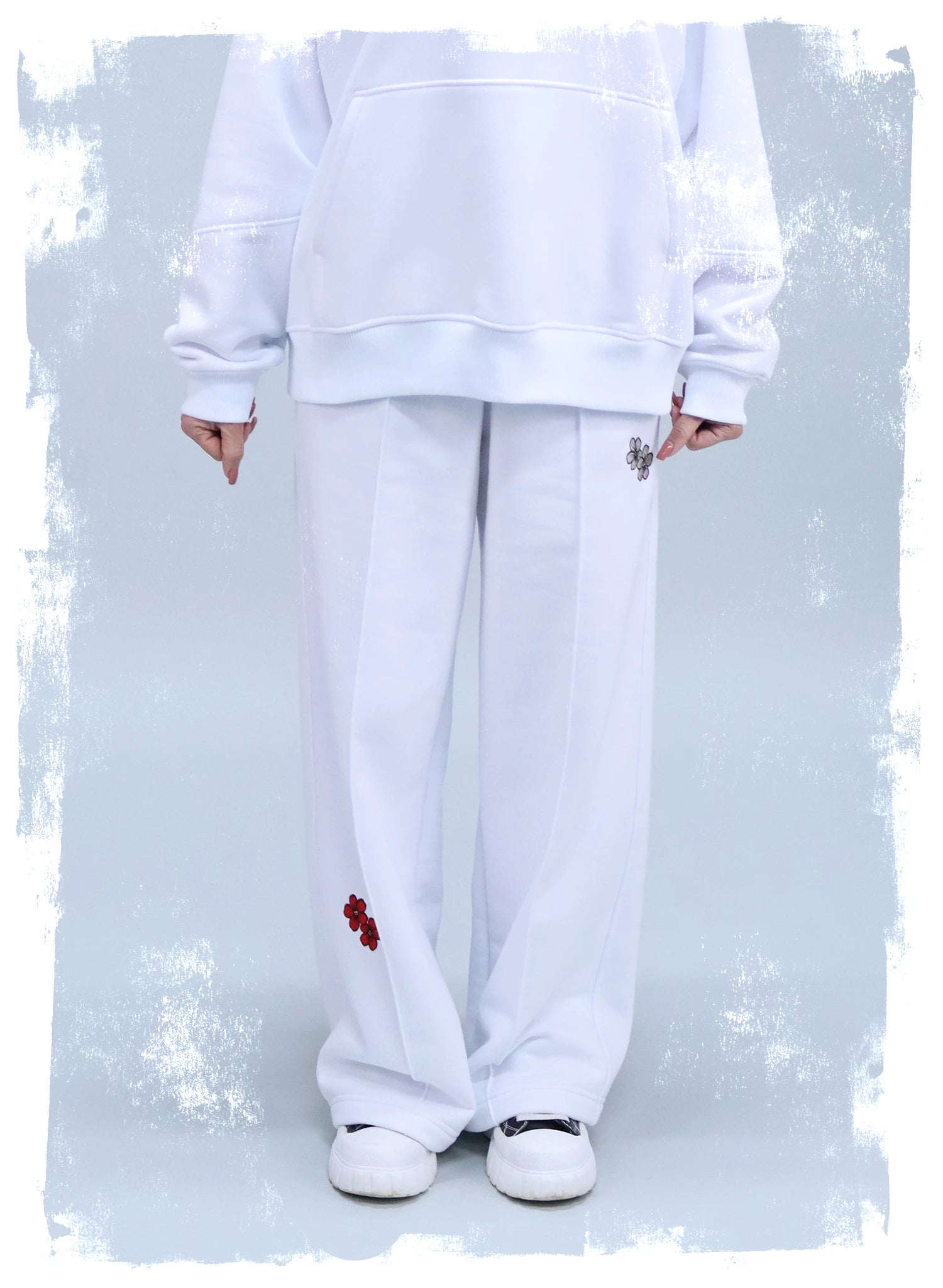 PANTALONI DAMA EVAZATI CU BRODERIE FLOWERS PDP3-PD01