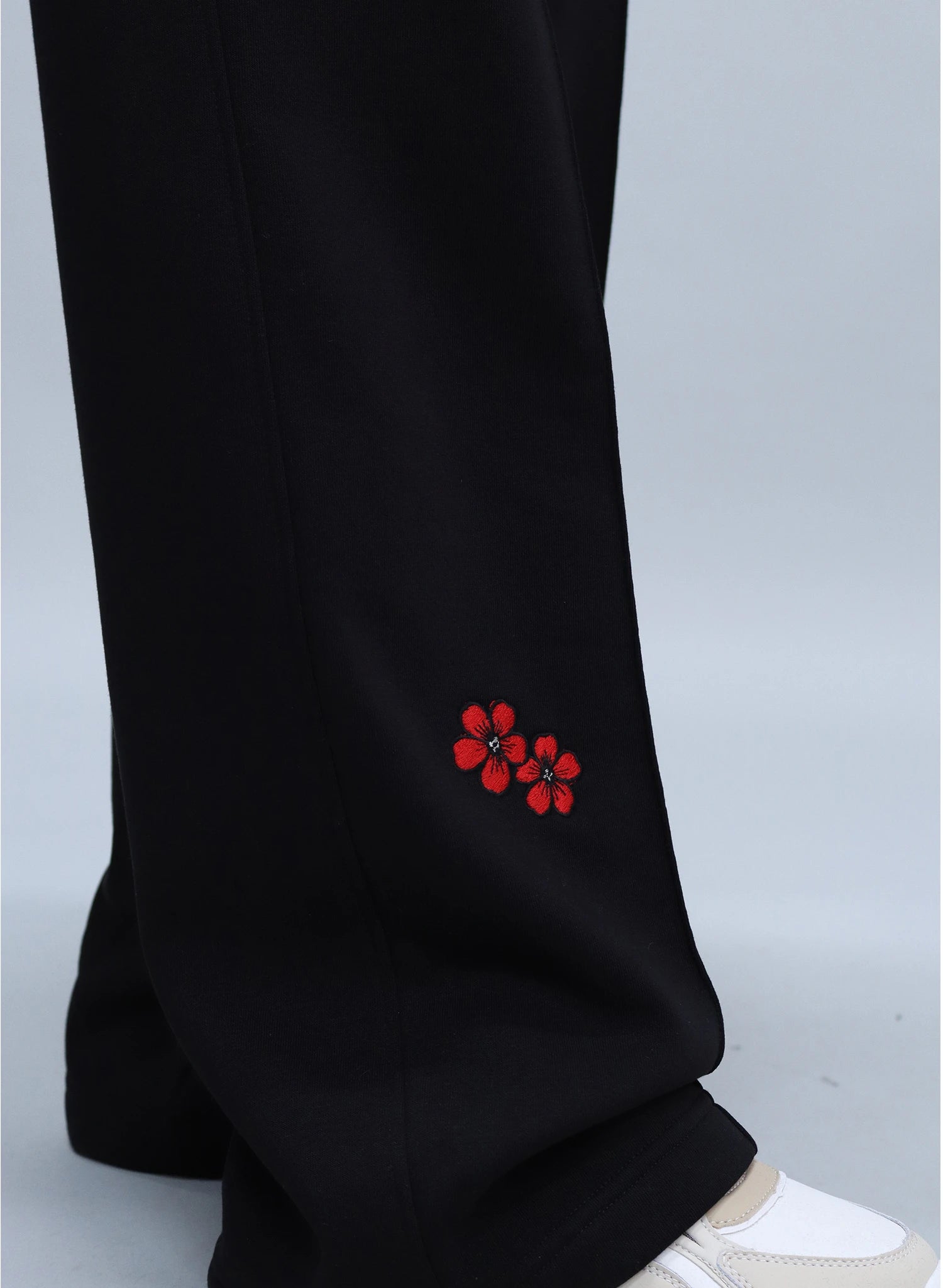 PANTALONI LARGI CU BRODERIE BLOOM PDP3 - PD03