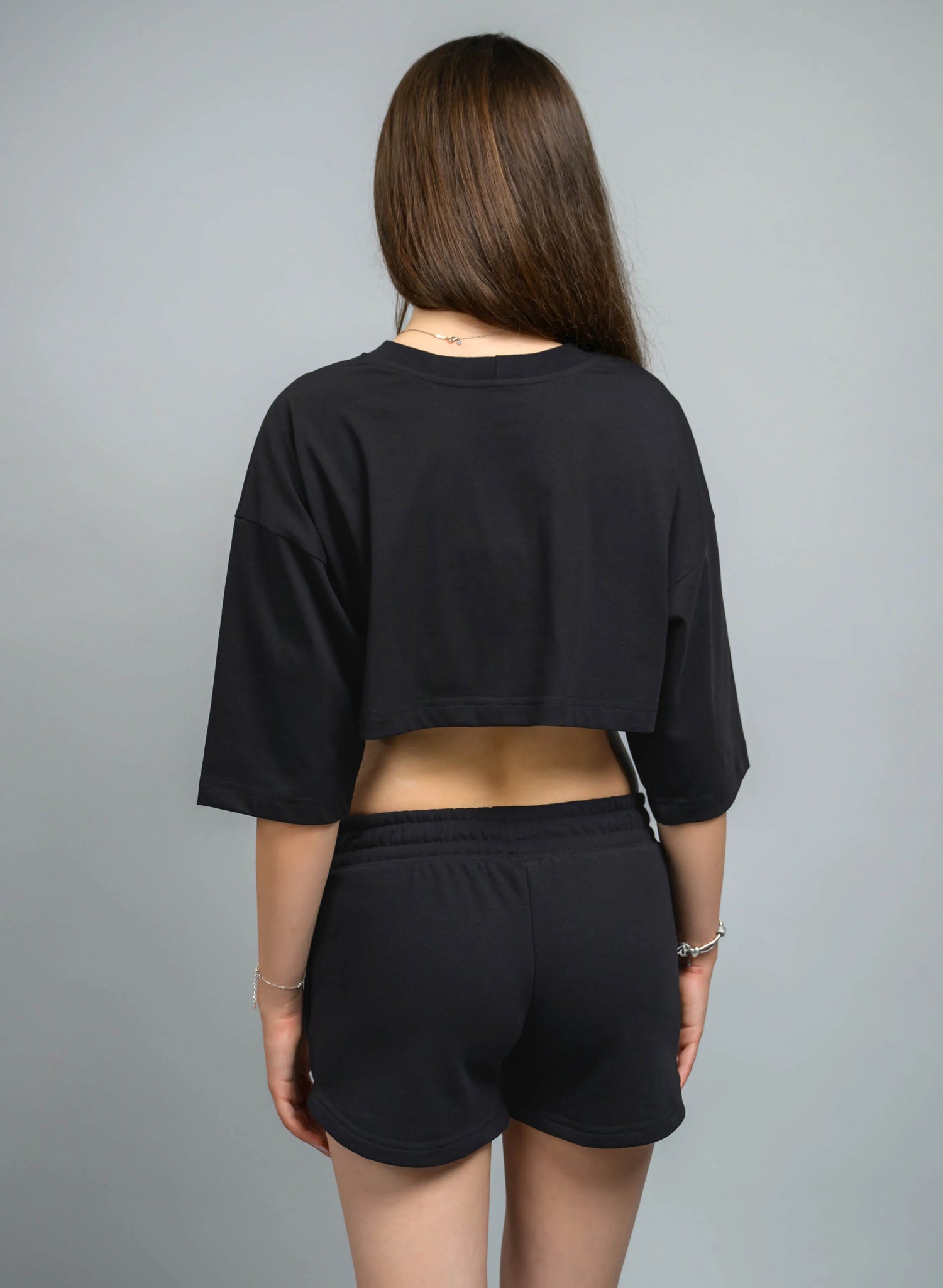 PANTALONI SCURTI DAMA CU PRINT ARGINTIU BUZZ QUEEN PDP1 - PD02