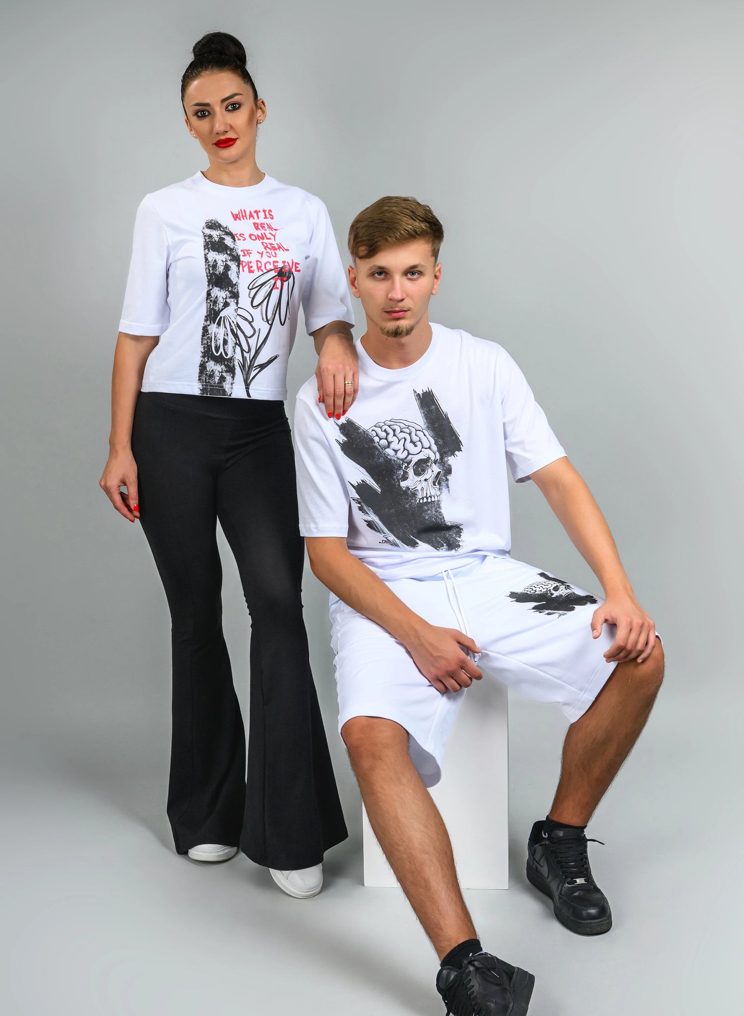 TRICOU SCURT DAMA CU PRINT WHAT IS REAL TDP1 - TD04