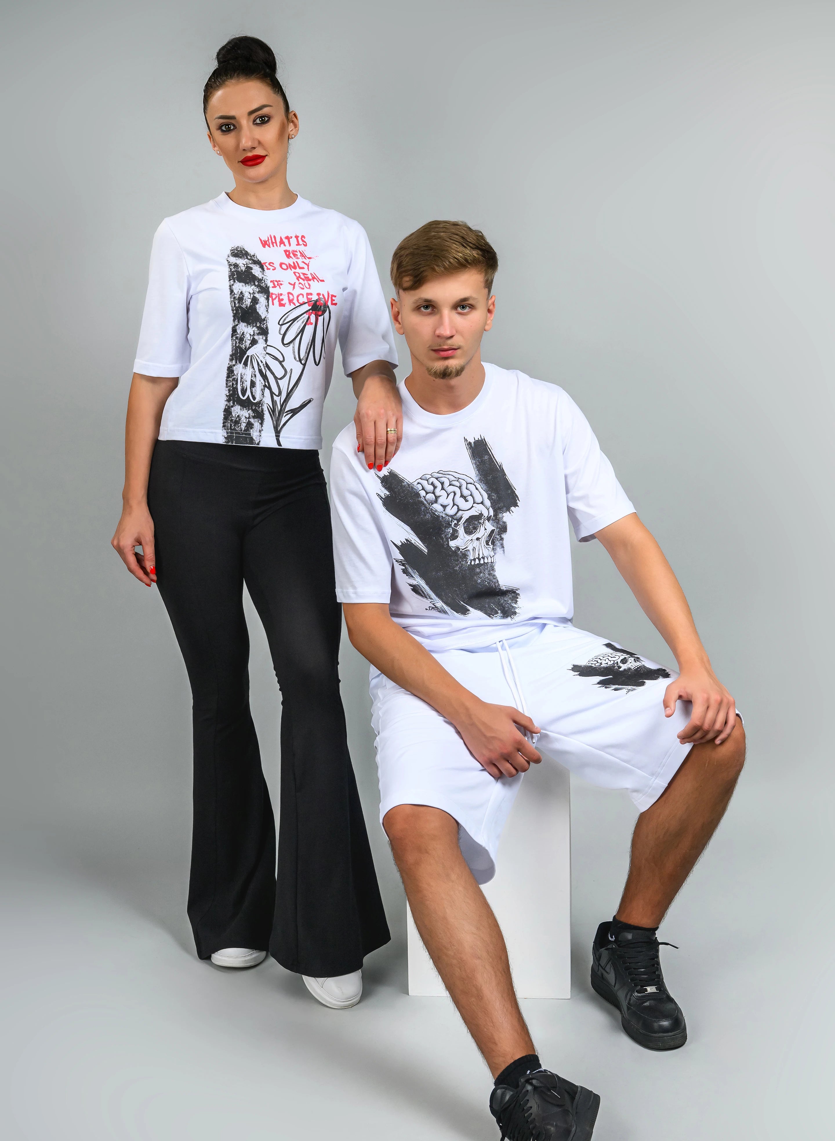 TRICOU SCURT DAMA CU PRINT WHAT IS REAL TDP1 - TD04