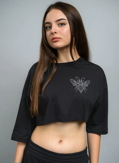 CROP TOP NEGRU CU IMPRIMEU ARGINTIU BUZZ QUEEN TDP4 - TD03