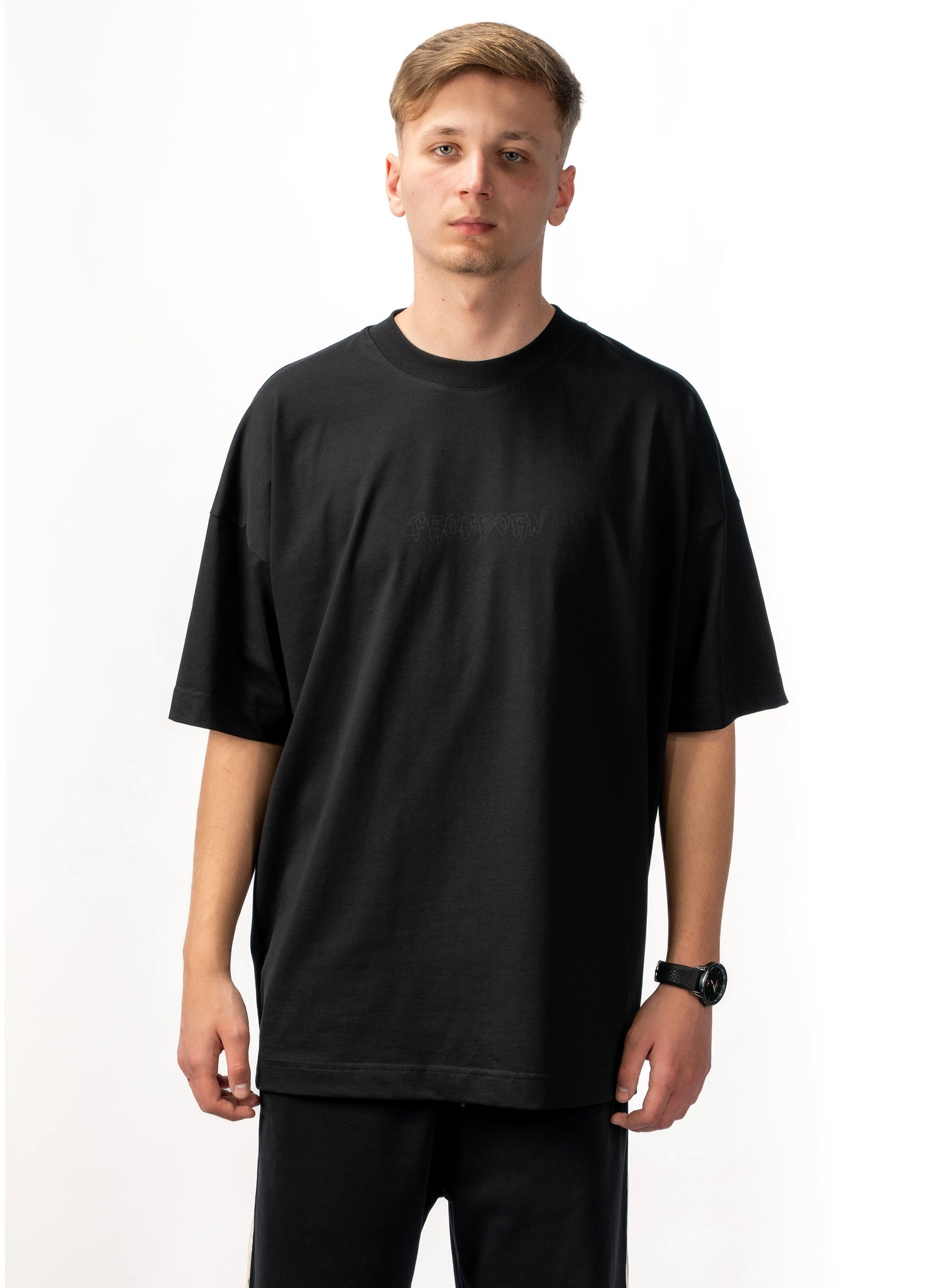 TRICOU FREEBORN  OVERSIZED T003