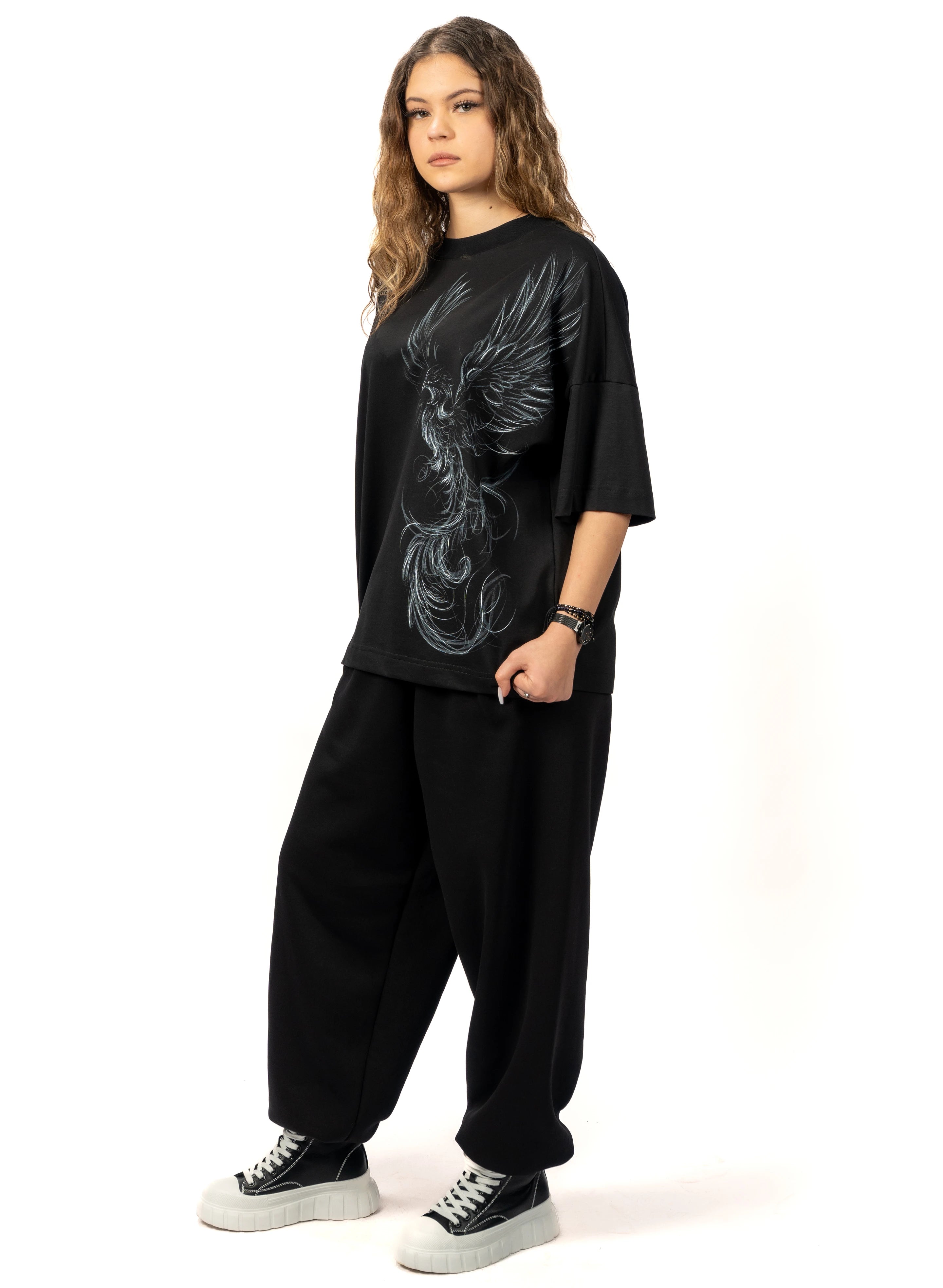 TRICOU L&