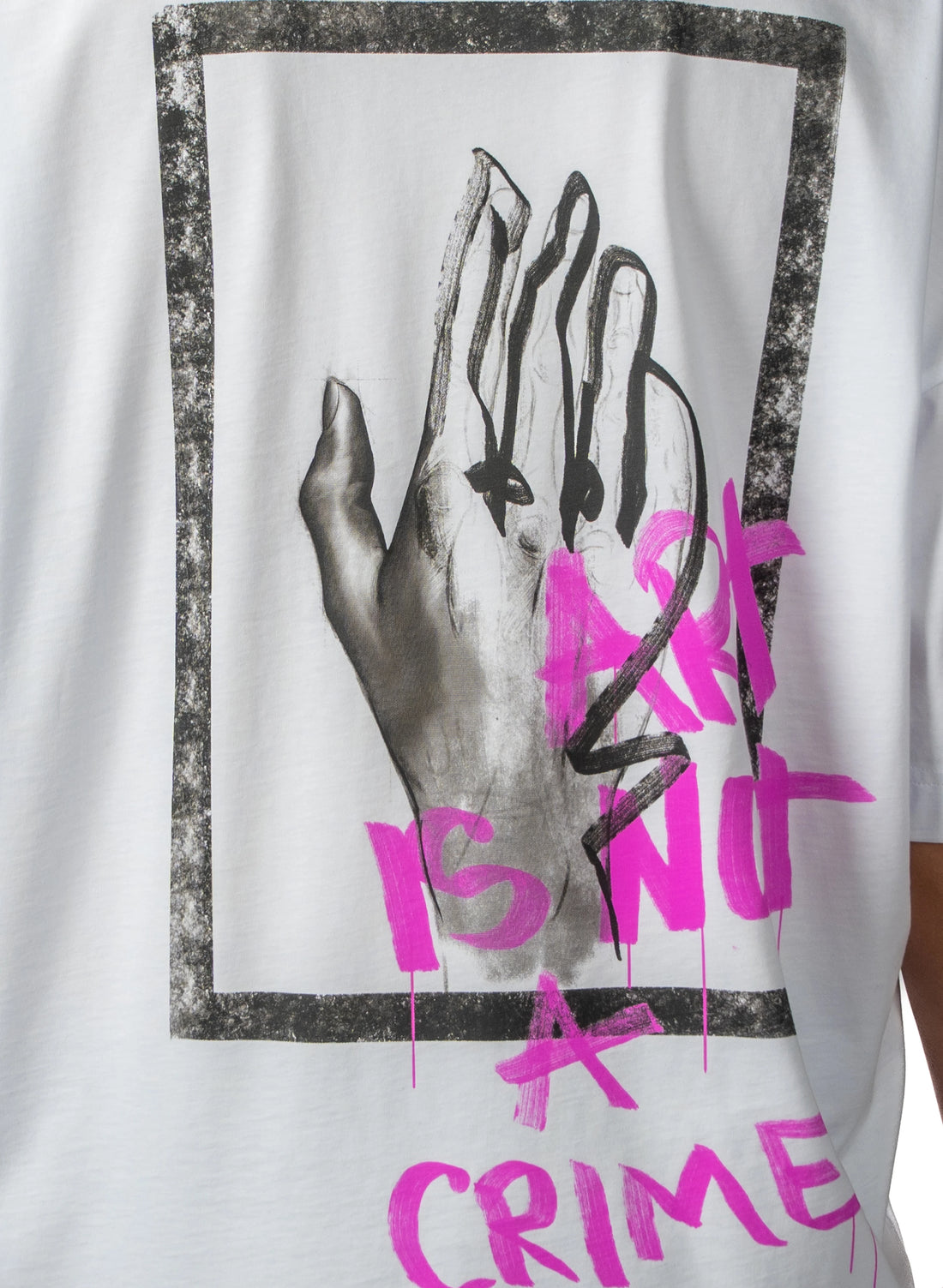 TRICOU ART IS NOT A CRIME OVERSIZED T005