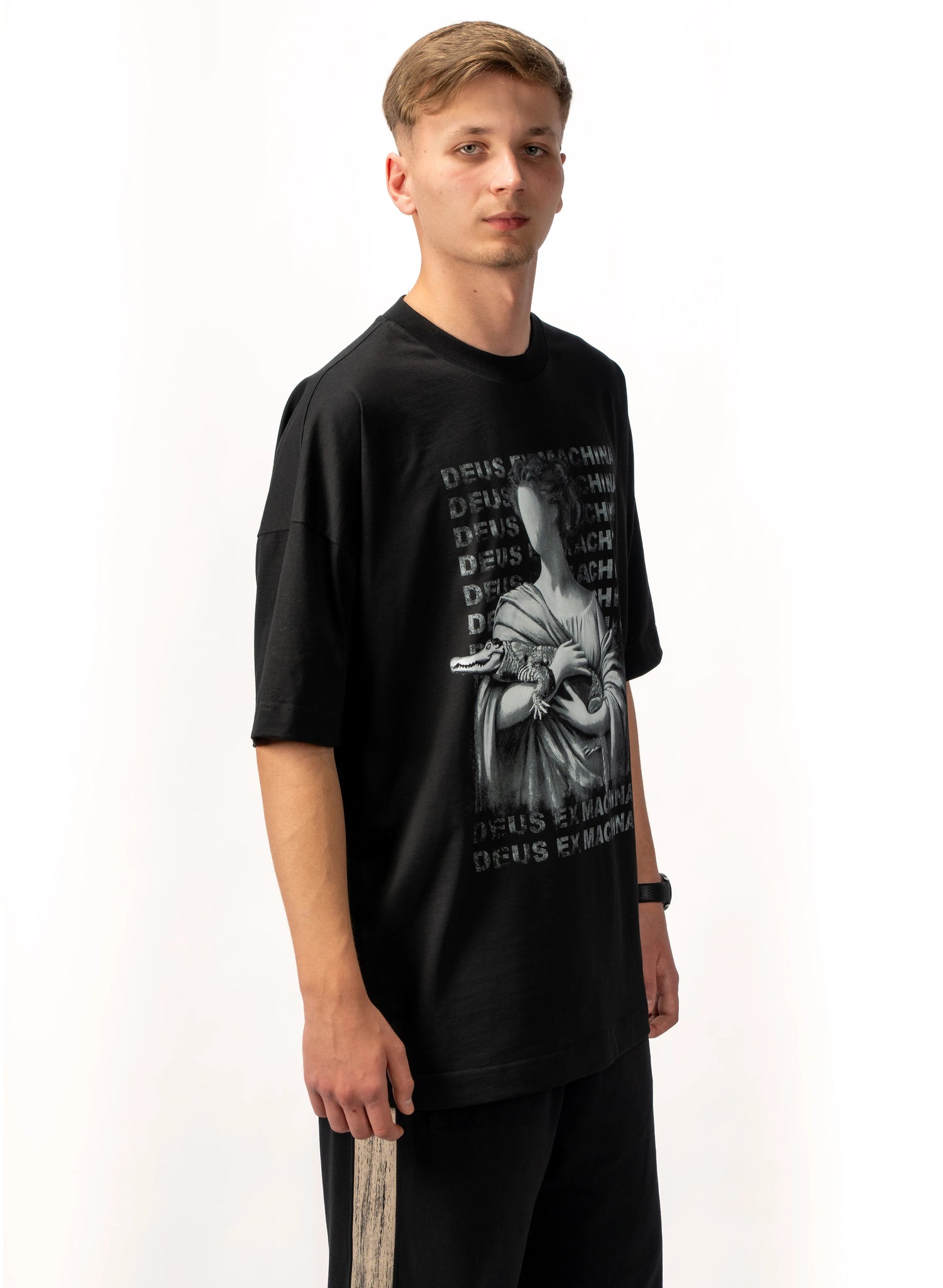 TRICOU DEUS EX MACHINA OVERSIZED T013